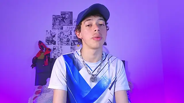 Snapshot of Otter_Star chatting on 10-03-25, 04:53 Otter Star online show from 10-03-25, 04:53