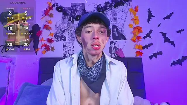 Snapshot of Otter_Star chatting on 10-21-25, 05:41 Otter Star online show from 10-21-25, 05:41