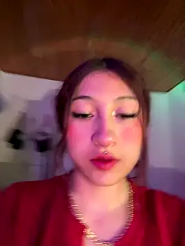 Snapshot of liin_rose chatting on 09-13-25, 02:33 liin rose online show from 09-13-25, 02:33