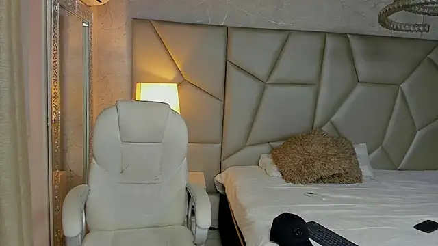 adrian ray online show from 10-04-25, 11:52