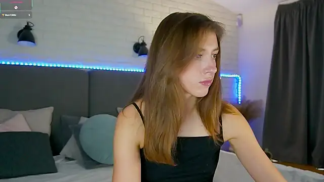 SweetVikki online show from 10-20-25, 12:16