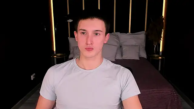 David  Diamond online show from 11-08-25, 03:45