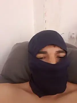 Elcurvo69 online show from 10-31-25, 11:39