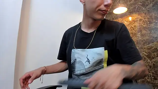 Justin Lakee online show from 09-12-25, 11:15