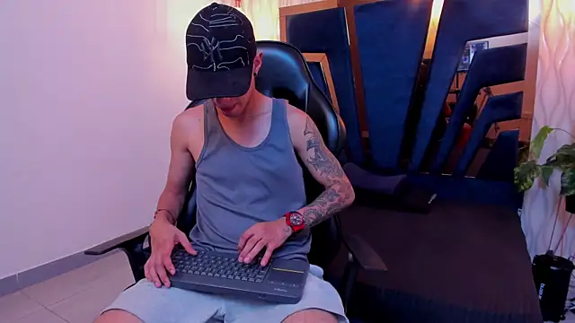 Justin Lakee online show from 10-06-25, 11:13