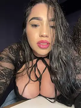SofiaWildee online show from 06-18-26, 11:42