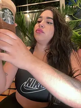 SofiaWildee online show from 06-19-26, 11:41
