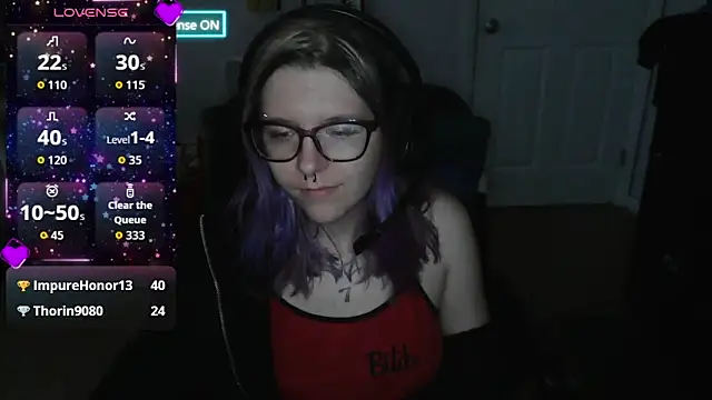 Snapshot of x3raven chatting on 09-20-25, 02:07 x3raven online show from 09-20-25, 02:07