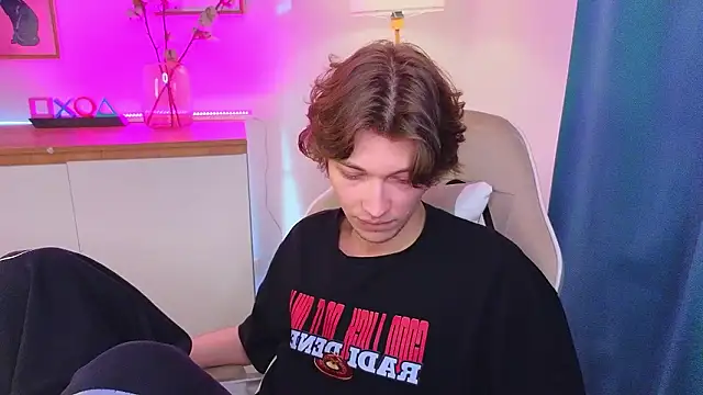  Den1s  online show from 02-21-26, 12:28