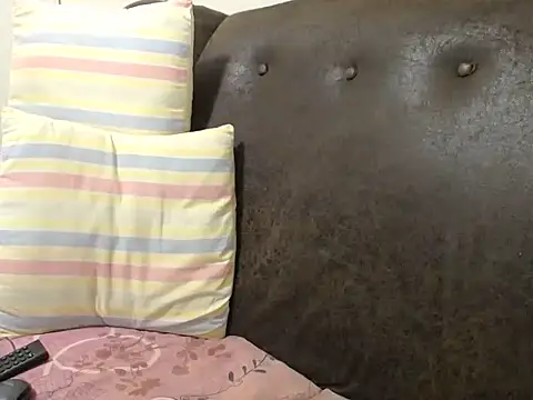 bustylaura4u online show from 02-07-26, 06:00