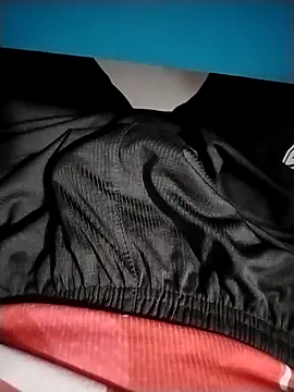 Thanhk77777 online show from 11-09-25, 08:34