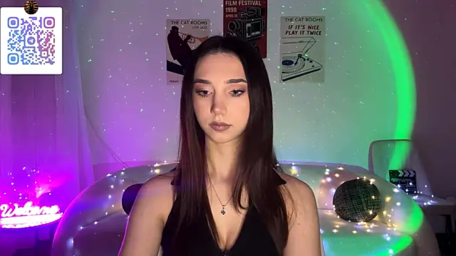 LinaMour online show from 04-17-26, 11:08