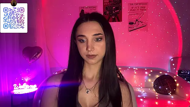 LinaMour online show from 04-22-26, 10:22