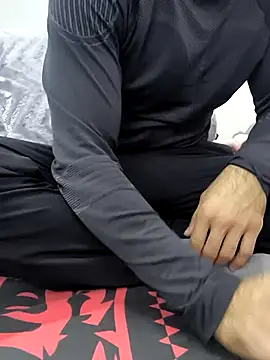 Snapshot of yazinyazin1 chatting on 12-04-25, 07:11 yazinyazin1 online show from 12-04-25, 07:11