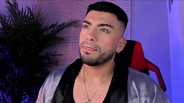 Snapshot of Alexander_Diiaz chatting on 09-15-25, 10:48 Alexander Diiaz online show from 09-15-25, 10:48