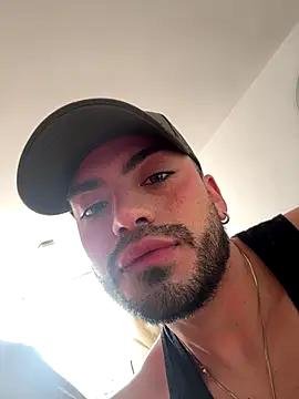 Snapshot of Alexander_Diiaz chatting on 09-28-25, 02:00 Alexander Diiaz online show from 09-28-25, 02:00