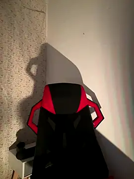 Snapshot of Alexander_Diiaz chatting on 11-07-25, 09:15 Alexander Diiaz online show from 11-07-25, 09:15