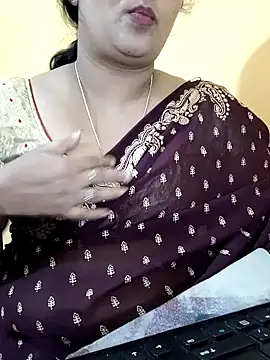 Snapshot of Angel0731 chatting on 12-14-25, 05:51 Angel0731 online show from 12-14-25, 05:51