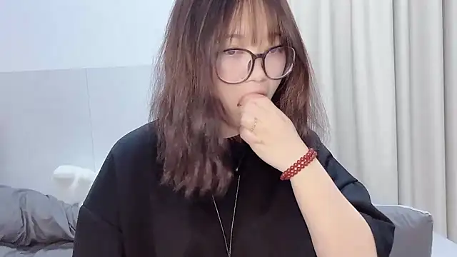 Snapshot of Xoxo-258 chatting on 09-16-25, 11:22 Xoxo-258 online show from 09-16-25, 11:22