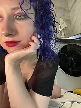 Kitty Kisss online show from 11-18-25, 12:27