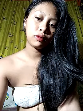 Snapshot of UrSweetAsianLady_02 chatting on 11-23-25, 12:21 UrSweetAsianLady 02 online show from 11-23-25, 12:21