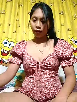 Snapshot of UrSweetAsianLady_02 chatting on 12-15-25, 05:12 UrSweetAsianLady 02 online show from 12-15-25, 05:12