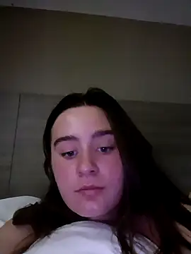 freakylittlebitch69 online show from 10-06-25, 09:01