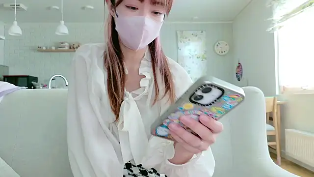 SUZU 1201 online show from 04-09-26, 12:32