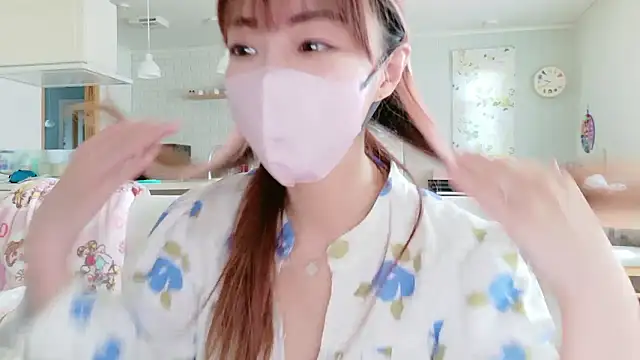 SUZU 1201 online show from 04-14-26, 12:38