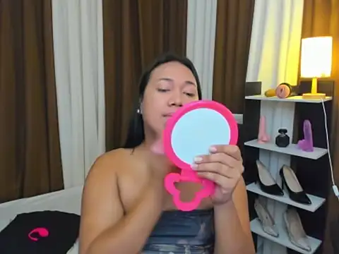 TsUncutKaren online show from 10-09-25, 04:21