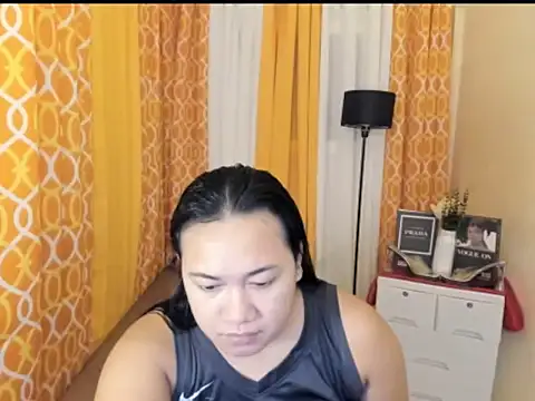 TsUncutKaren online show from 04-27-26, 05:11