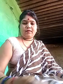 Priya tyagi online show from 09-24-25, 06:50