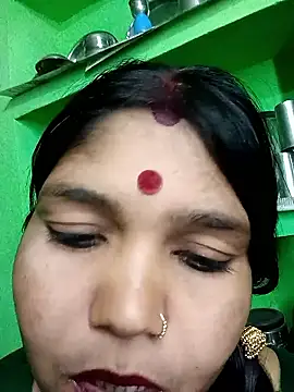 Priya tyagi online show from 10-18-25, 03:13