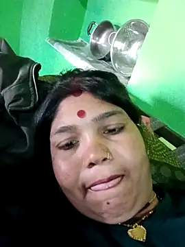 Priya tyagi online show from 10-19-25, 06:58