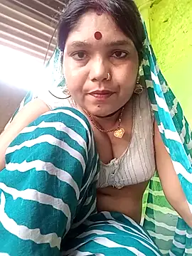 Priya tyagi online show from 10-21-25, 06:14