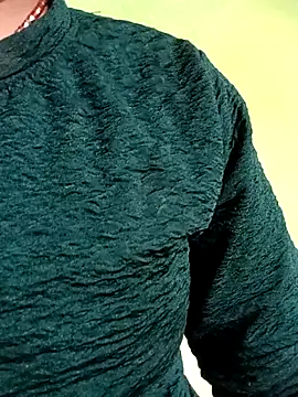 Priya tyagi online show from 10-22-25, 10:48