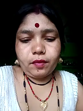 Priya tyagi online show from 10-27-25, 03:21