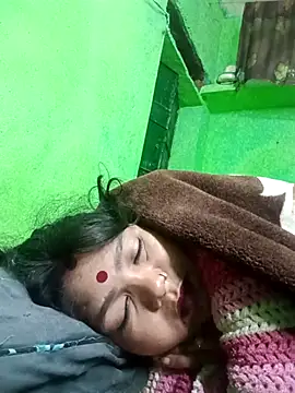 Priya tyagi online show from 10-28-25, 10:34