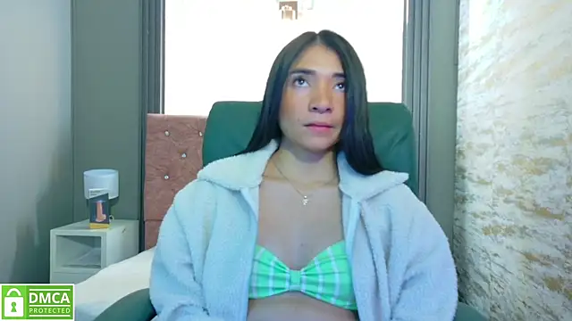 Snapshot of Aurora_jones11 chatting on 10-01-25, 03:45 Aurora jones11 online show from 10-01-25, 03:45