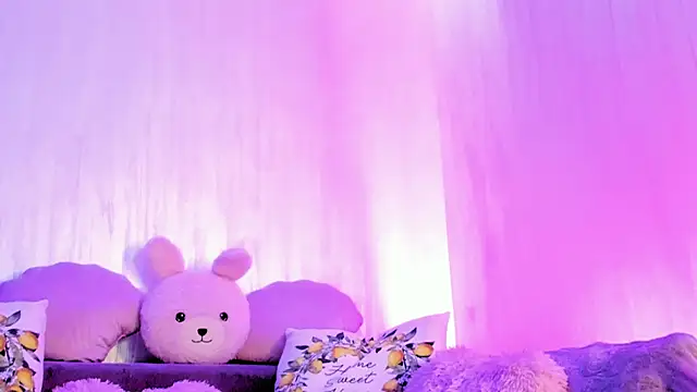 RileyNox online show from 10-07-25, 07:33