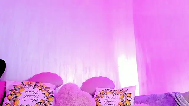 RileyNox online show from 10-08-25, 07:33