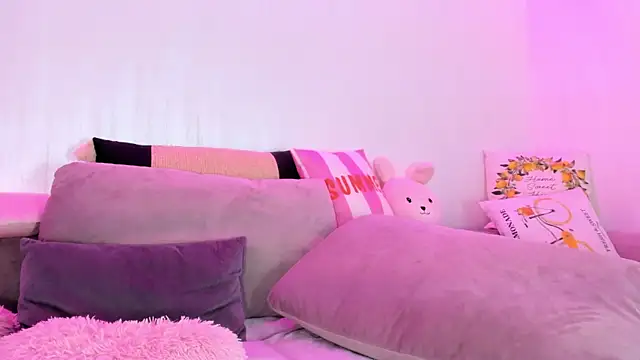 RileyNox online show from 04-15-26, 04:08