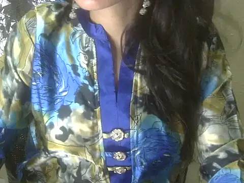 Snapshot of Neha_Sharma1 chatting on 10-01-25, 02:12 Neha Sharma1 online show from 10-01-25, 02:12