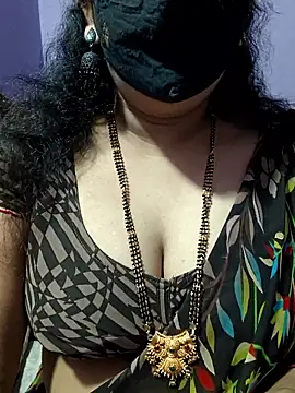 luci-queen online show from 10-12-25, 06:23