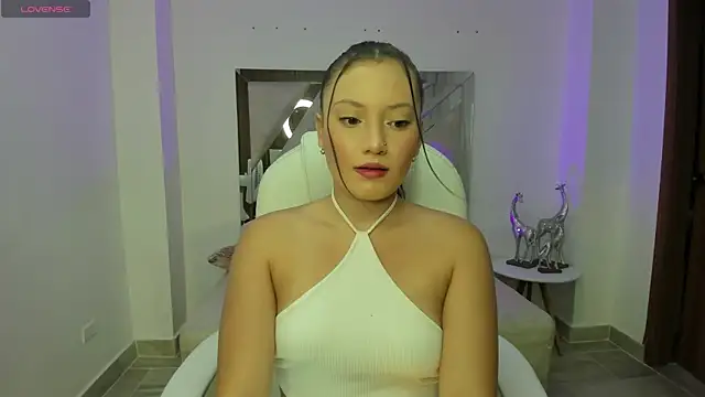 nylaa rose online show from 09-27-25, 06:46