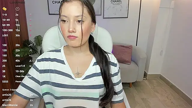 nylaa rose online show from 10-23-25, 06:50