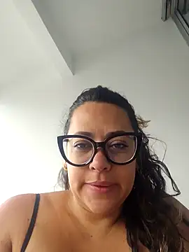 Nicoleefaith  online show from 04-01-26, 12:39