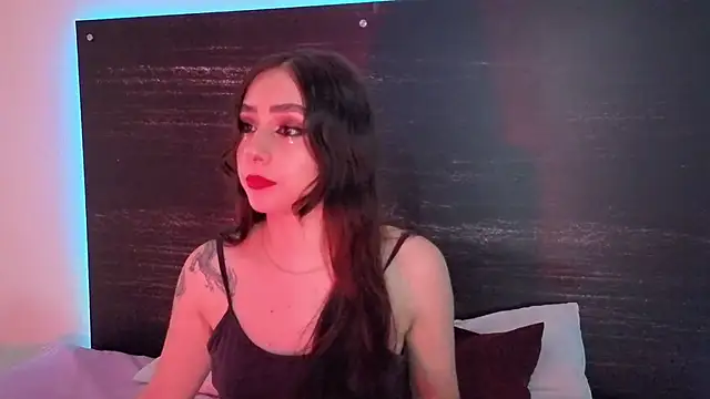 Snapshot of sharlot24 chatting on 10-29-25, 12:57 sharlot24 online show from 10-29-25, 12:57