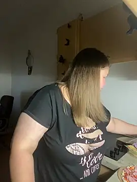 MartaXLove online show from 10-26-25, 04:24