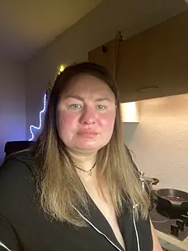 MartaXLove online show from 11-28-25, 05:26